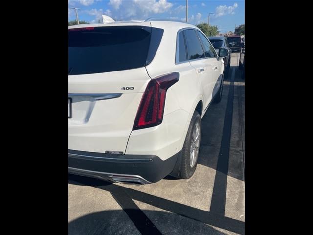 new 2023 Cadillac XT5 car