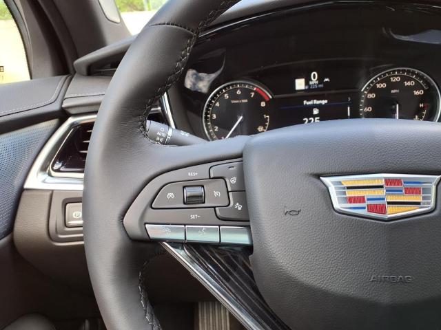 used 2025 Cadillac XT6 car, priced at $54,790