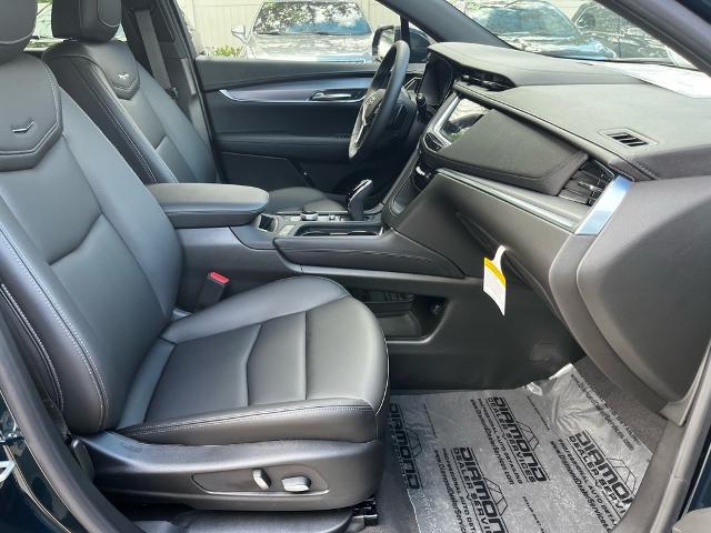 used 2025 Cadillac XT5 car, priced at $44,315