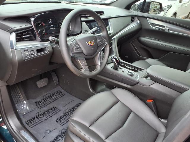 used 2025 Cadillac XT5 car, priced at $41,610