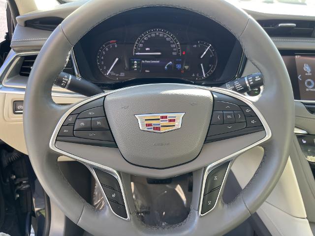 new 2017 Cadillac XT5 car, priced at $19,999