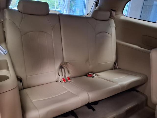 new 2011 Buick Enclave car, priced at $8,867