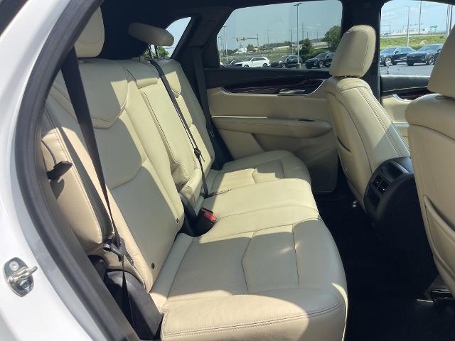 new 2017 Cadillac XT5 car, priced at $19,999
