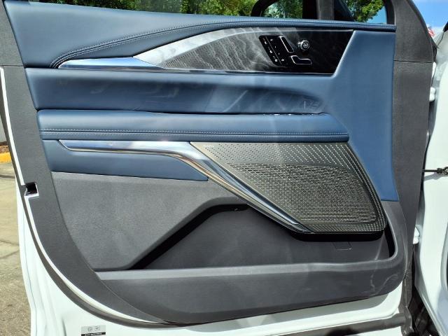 used 2025 Cadillac ESCALADE IQ car