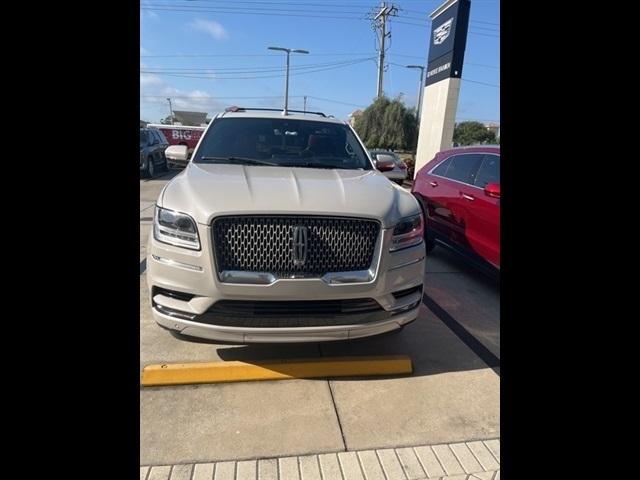 new 2021 Lincoln Navigator car, priced at $37,833