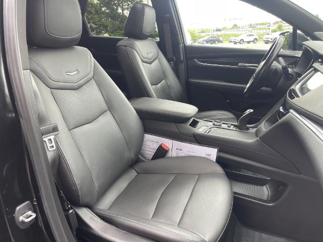 new 2021 Cadillac XT5 car, priced at $32,999