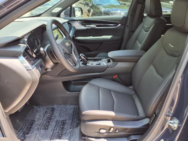 used 2025 Cadillac XT5 car, priced at $56,114