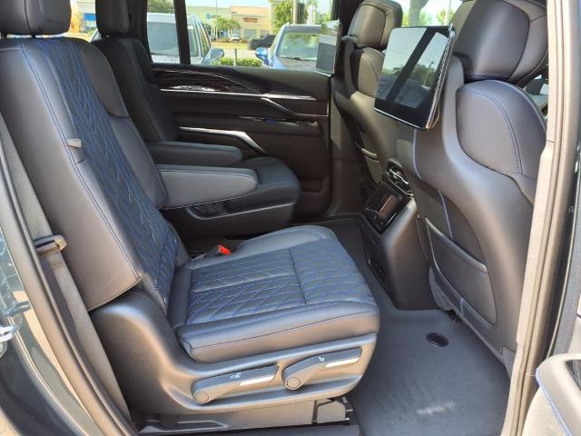 used 2025 Cadillac ESCALADE IQ car