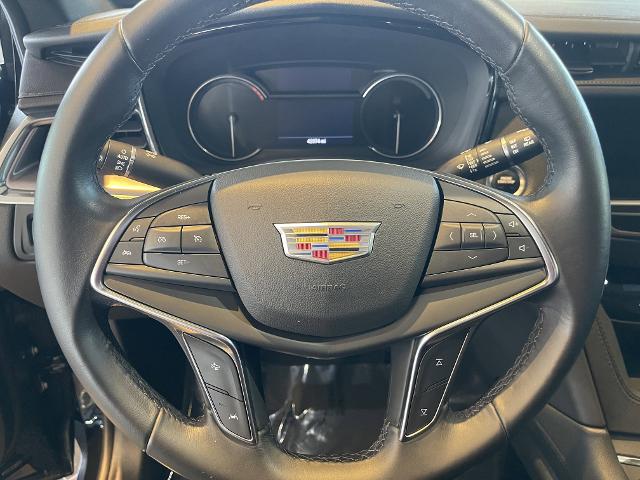 used 2022 Cadillac XT5 car, priced at $31,999