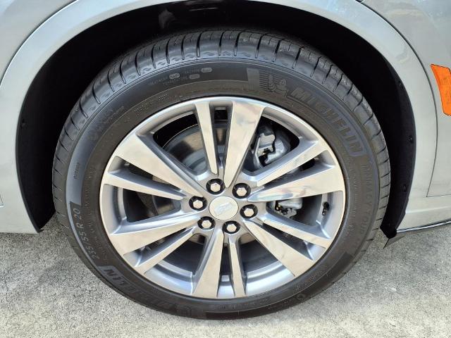 used 2025 Cadillac XT6 car, priced at $54,790