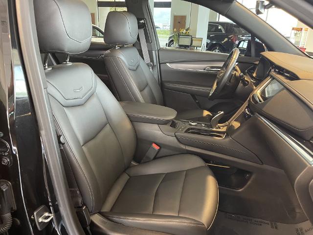 used 2022 Cadillac XT6 car, priced at $35,000