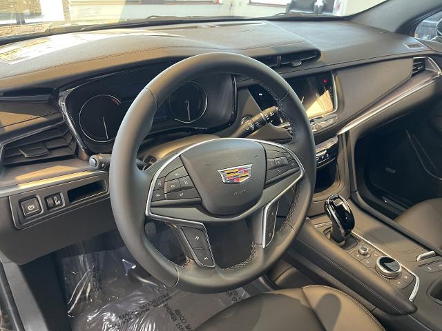 used 2024 Cadillac XT5 car, priced at $43,740