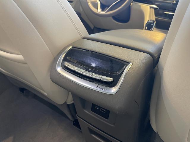 used 2022 Cadillac XT6 car, priced at $40,999