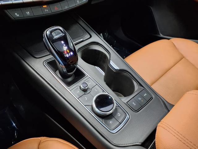 used 2022 Cadillac XT4 car, priced at $31,417