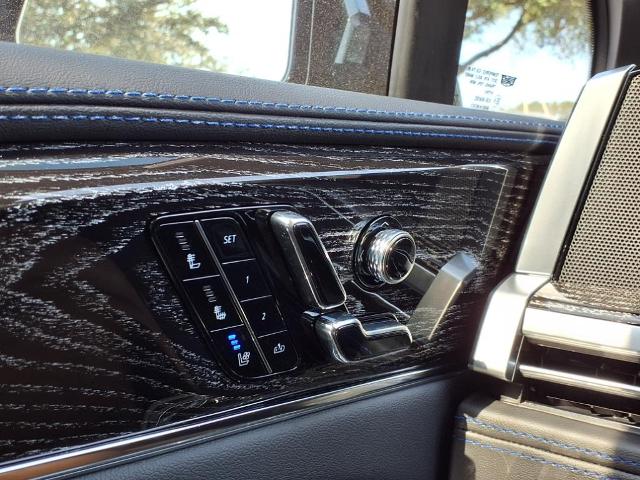 used 2025 Cadillac ESCALADE IQ car