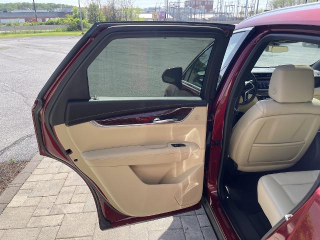 new 2017 Cadillac XT5 car, priced at $18,999