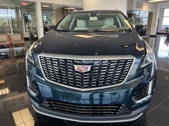 used 2025 Cadillac XT5 car, priced at $50,940