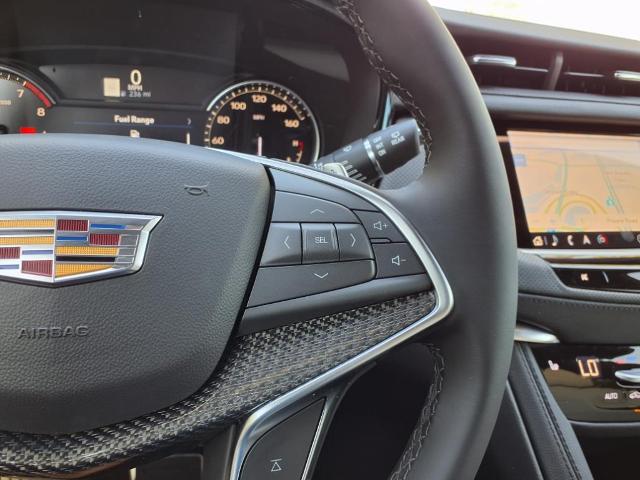 used 2025 Cadillac XT5 car, priced at $61,210