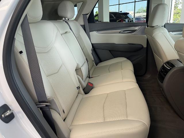used 2022 Cadillac XT5 car, priced at $39,999