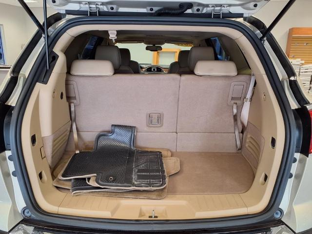 new 2011 Buick Enclave car, priced at $8,867