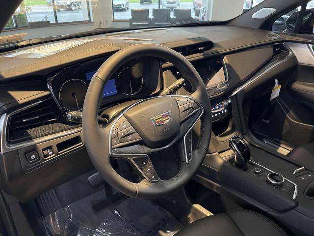 used 2025 Cadillac XT5 car, priced at $52,615