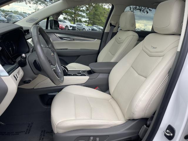 new 2021 Cadillac XT5 car, priced at $38,499