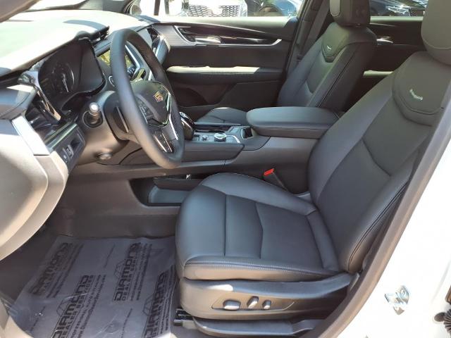 used 2025 Cadillac XT5 car, priced at $53,215