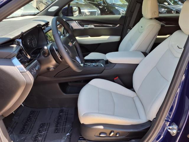 used 2025 Cadillac XT6 car, priced at $64,365