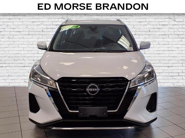 new 2024 Nissan Kicks car, priced at $18,552