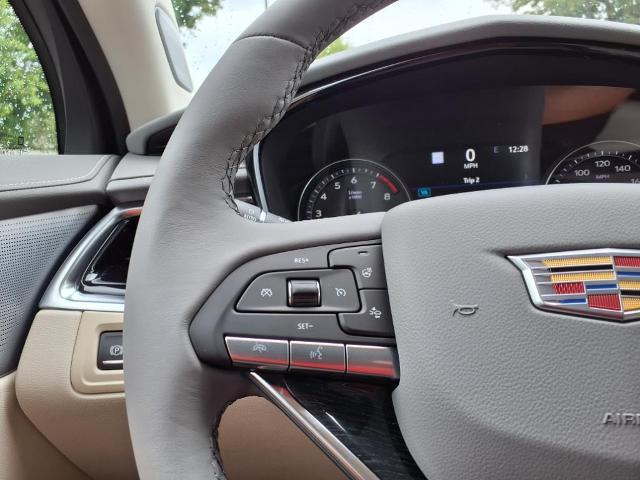 used 2025 Cadillac XT6 car, priced at $59,189