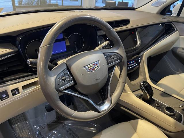 used 2022 Cadillac XT6 car, priced at $36,999