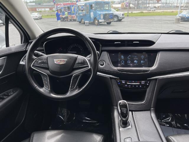 new 2019 Cadillac XT5 car, priced at $28,999