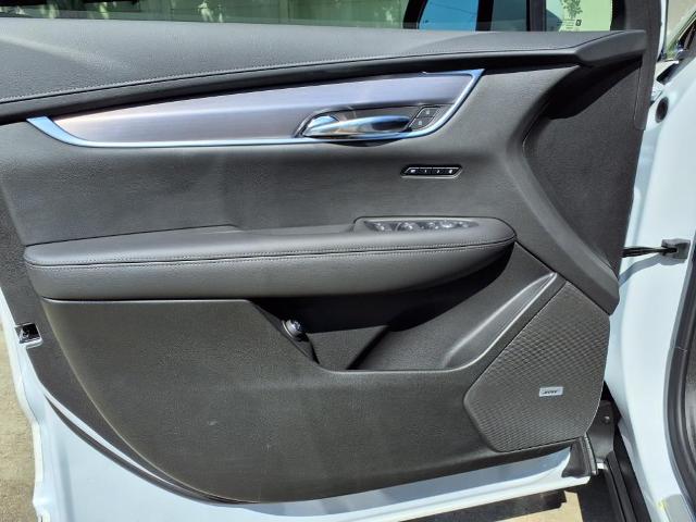 used 2025 Cadillac XT6 car, priced at $49,815