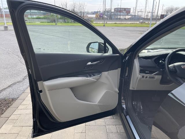 new 2019 Cadillac XT4 car, priced at $28,999