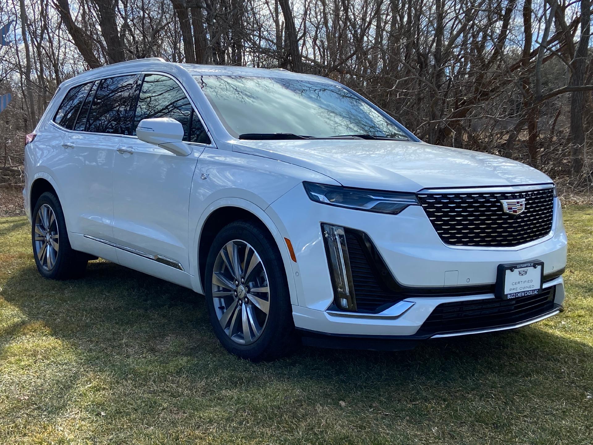 used 2022 Cadillac XT6 car, priced at $43,995