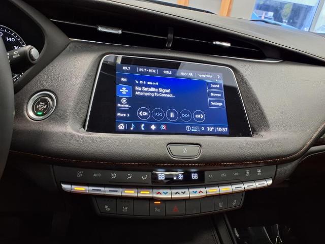 used 2022 Cadillac XT4 car, priced at $31,417