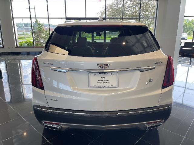 used 2022 Cadillac XT5 car, priced at $39,999