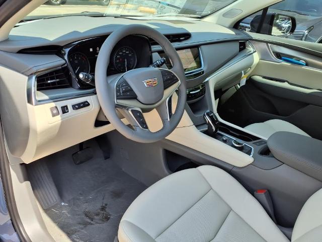 used 2025 Cadillac XT5 car, priced at $56,384