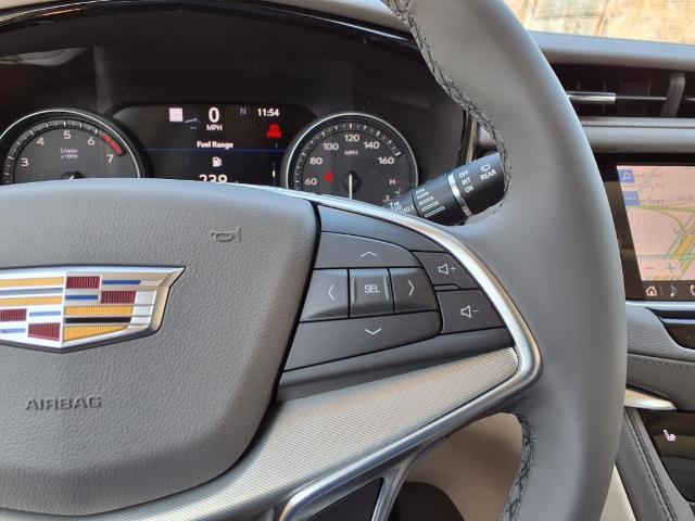 used 2025 Cadillac XT5 car, priced at $50,269