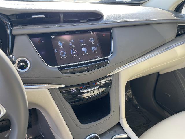 new 2017 Cadillac XT5 car, priced at $19,999