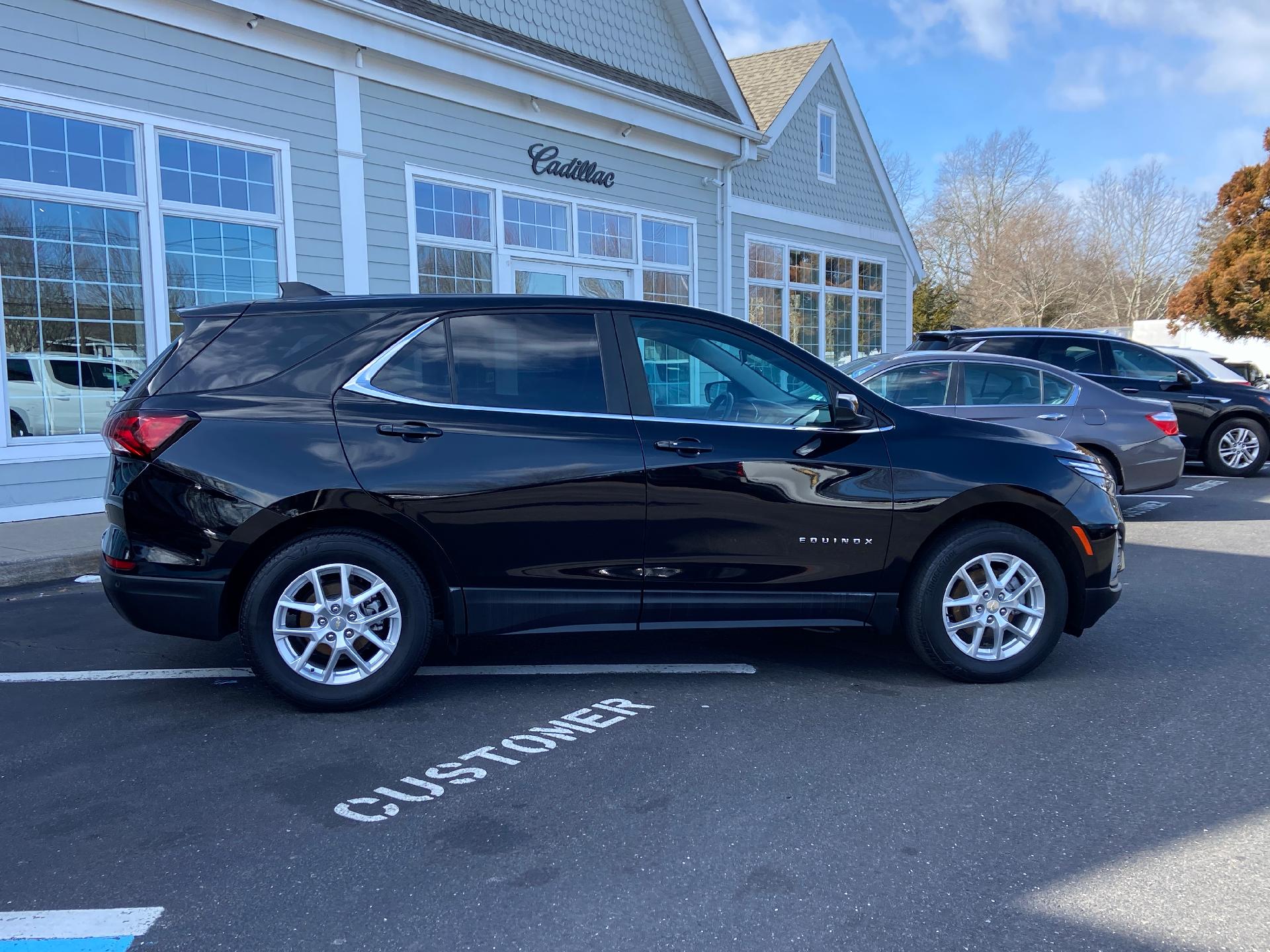 used 2022 Chevrolet Equinox car, priced at $25,995