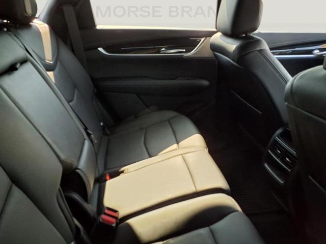 used 2021 Cadillac XT5 car, priced at $30,099