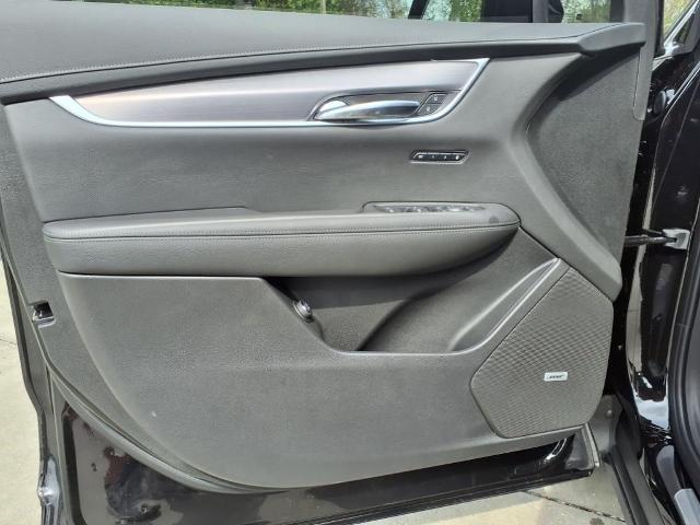 used 2025 Cadillac XT6 car, priced at $48,215
