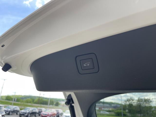 new 2024 Buick Envista car, priced at $25,999
