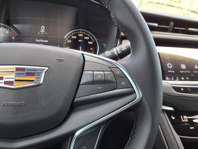used 2025 Cadillac XT5 car, priced at $50,310