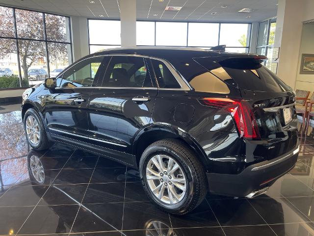 used 2022 Cadillac XT5 car, priced at $31,999
