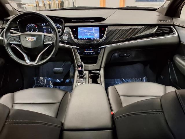 used 2024 Cadillac XT6 car, priced at $43,454