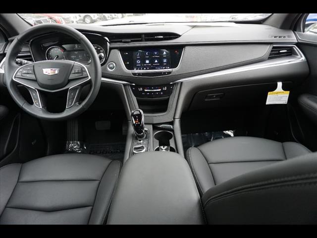 used 2024 Cadillac XT5 car, priced at $39,667