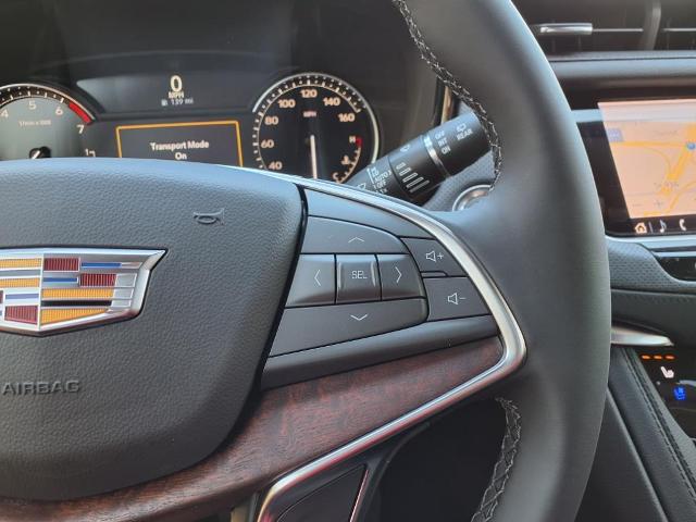 used 2025 Cadillac XT5 car, priced at $53,860