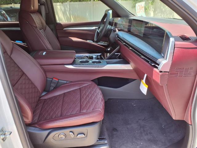 used 2025 Cadillac Escalade ESV car